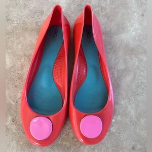 OKA b. Women's Red Flats with Pink Button
